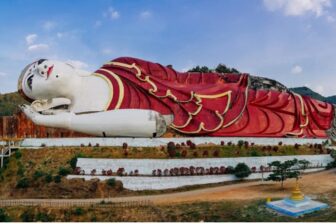 Buddha couché de Win Sein